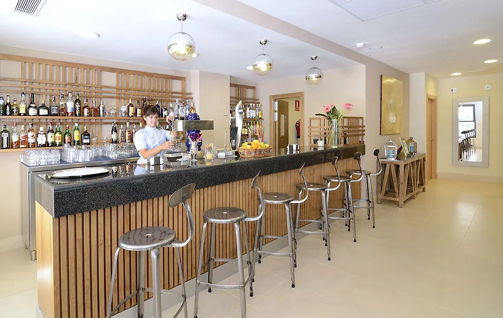 Hotel Mainare Playa フエンヒロラ 4*,  スペイン